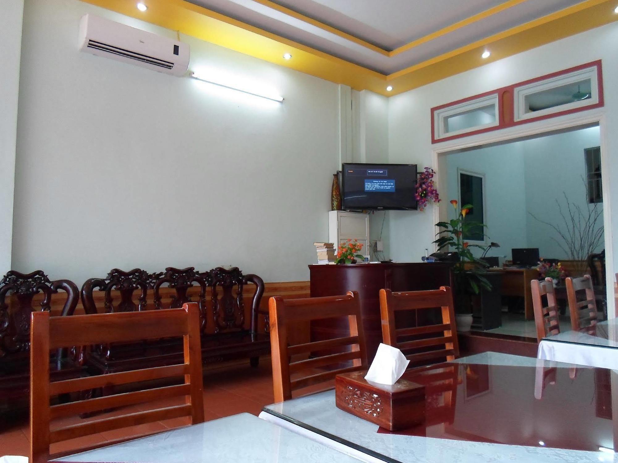 Avi Airport Guest house