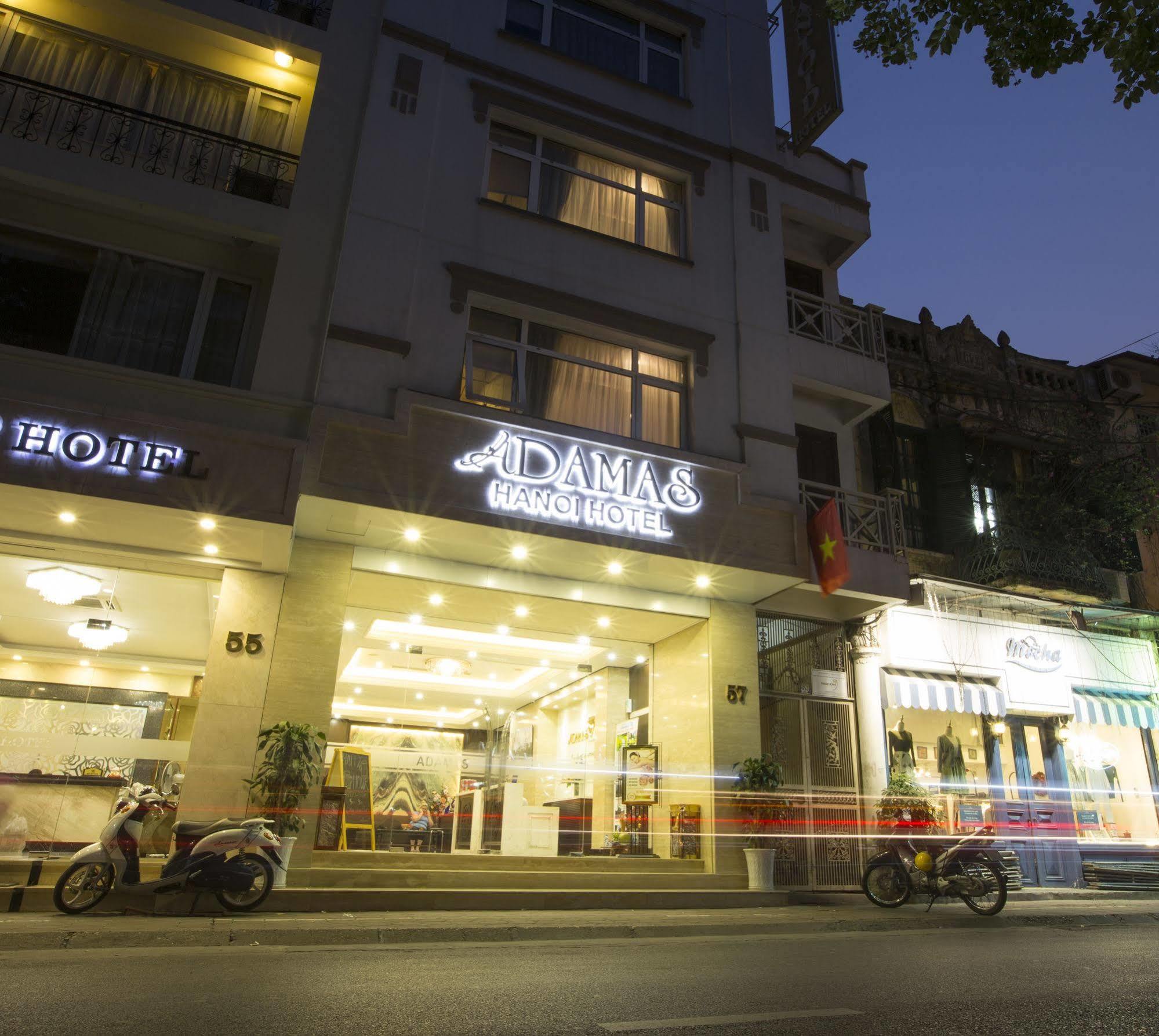 Khách sạn Adamas