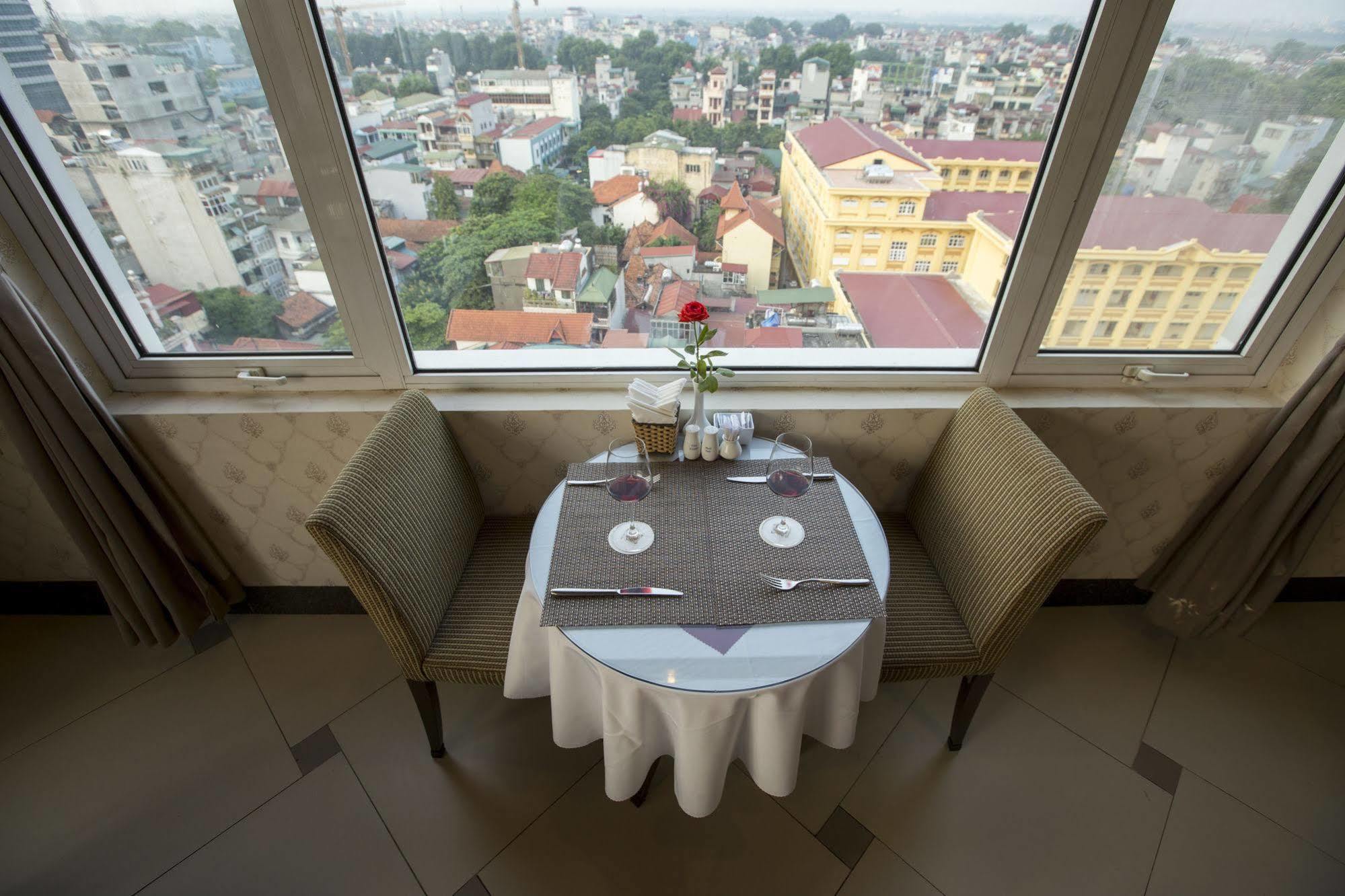 Adamas 3* Hà Nội