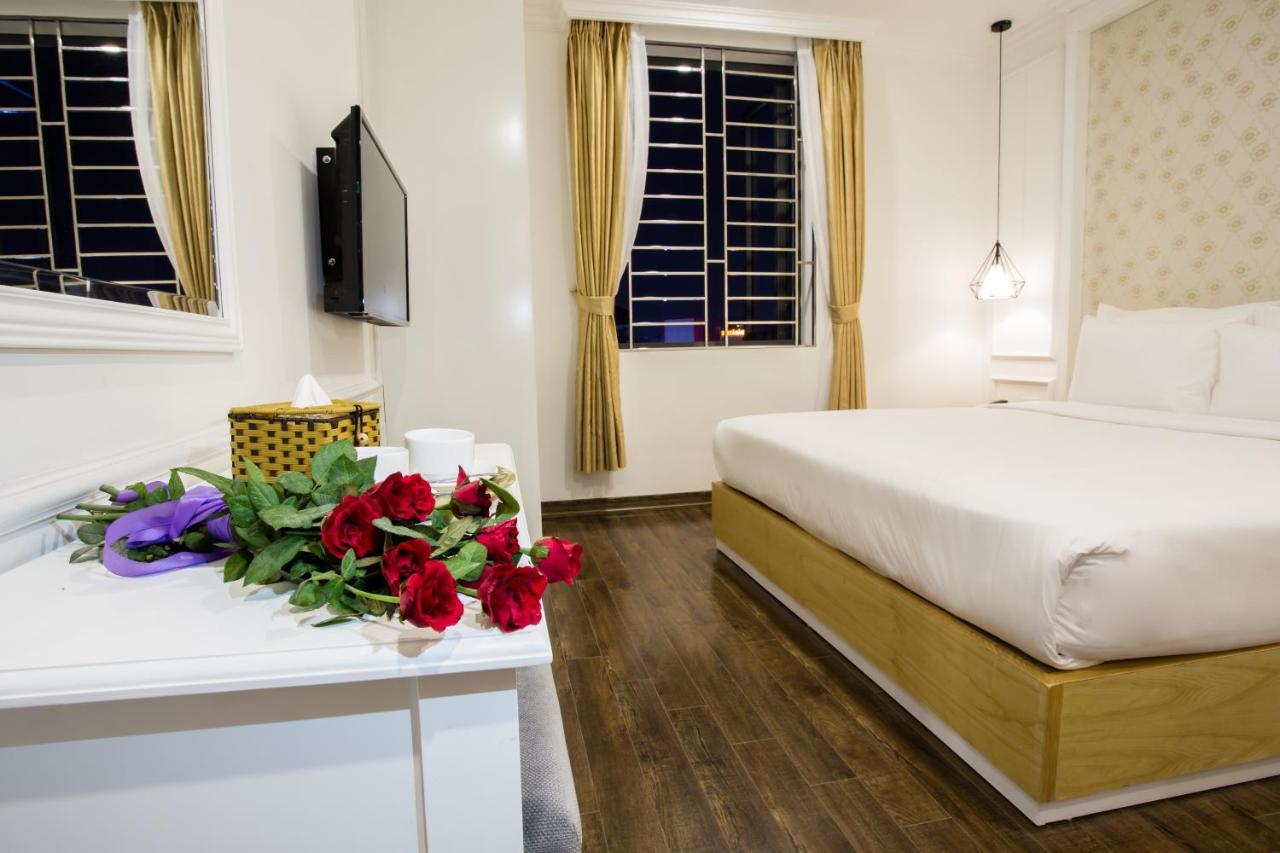 Hotel A83 2*