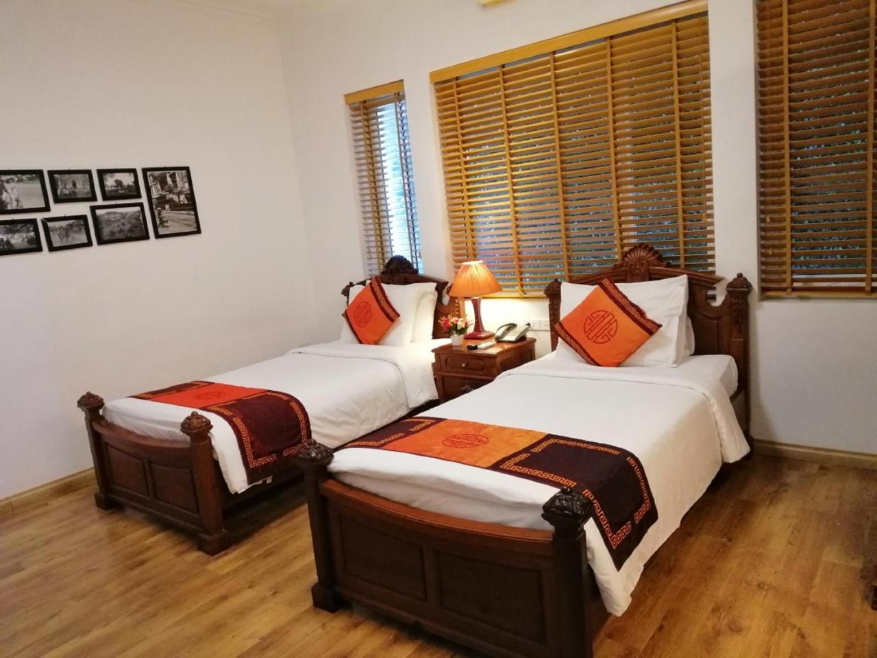 Phoenix Palace 3* Hanói