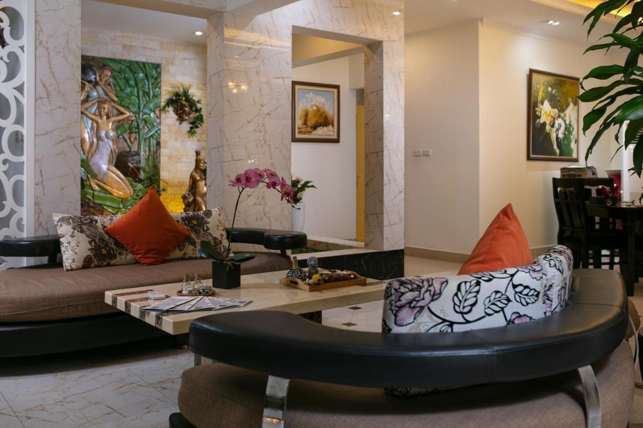 Garden Boutique & 3*