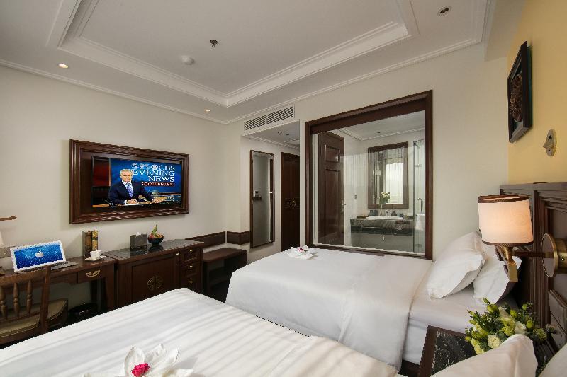 San Grand & 4* Hanoi