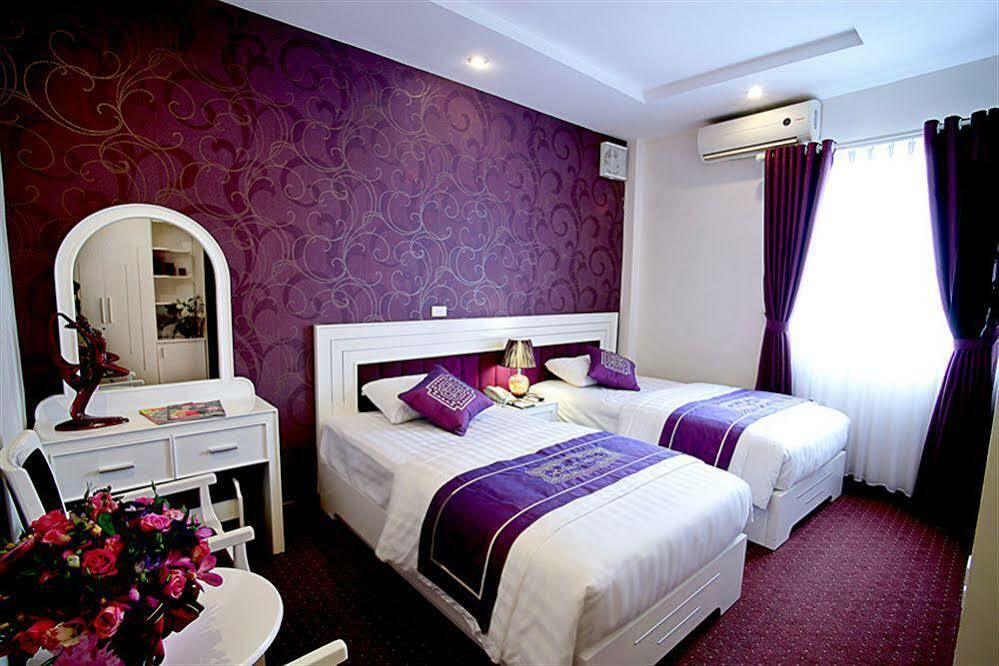 Hotel Lavish Centre 3*