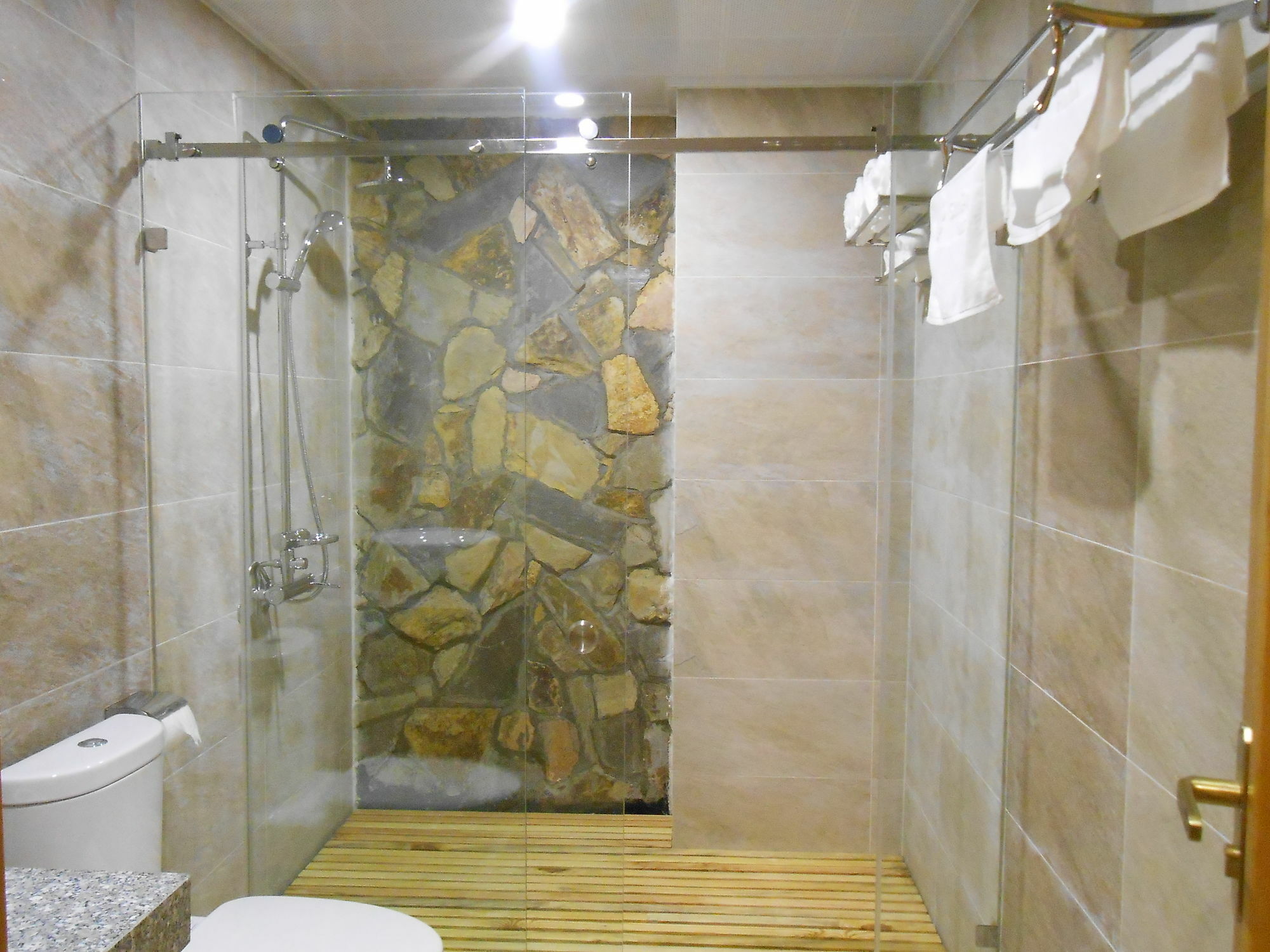 Khách sạn Sinh Plaza Hà Nội