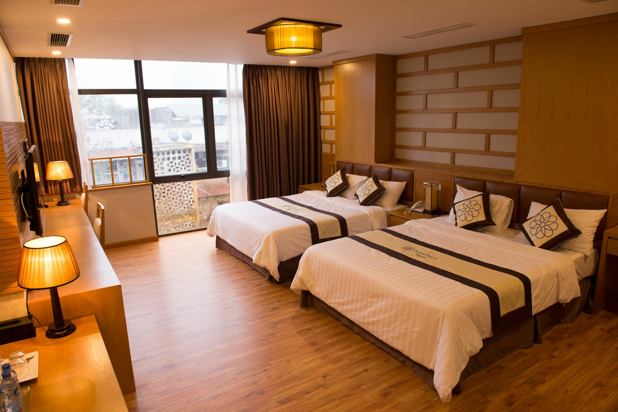Khách sạn Sinh Plaza 3*