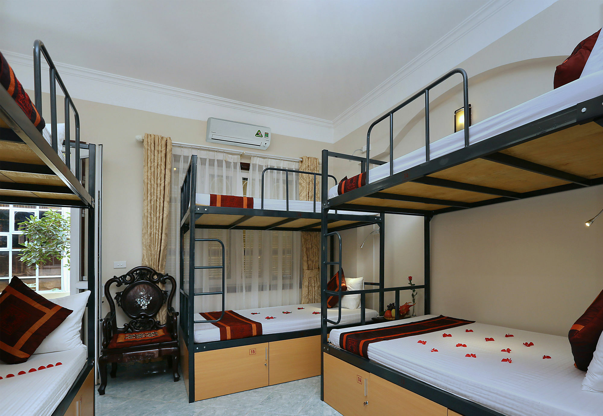Hotel Old Quarter 3*