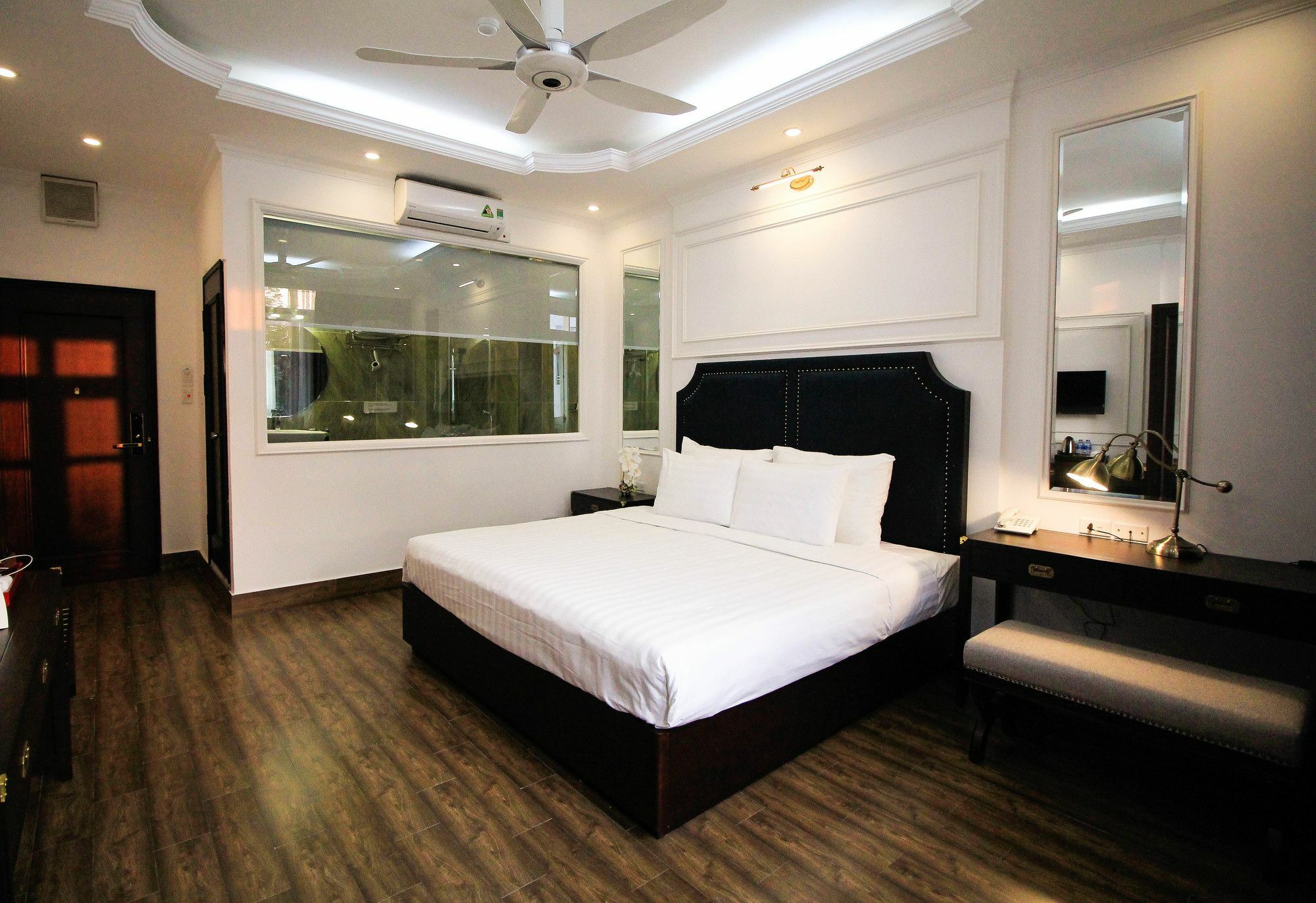 Hotel Golden Rooster Hanoi