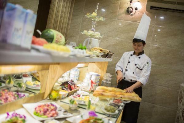 Sena & Travel - Former Symphony Hotel 3*