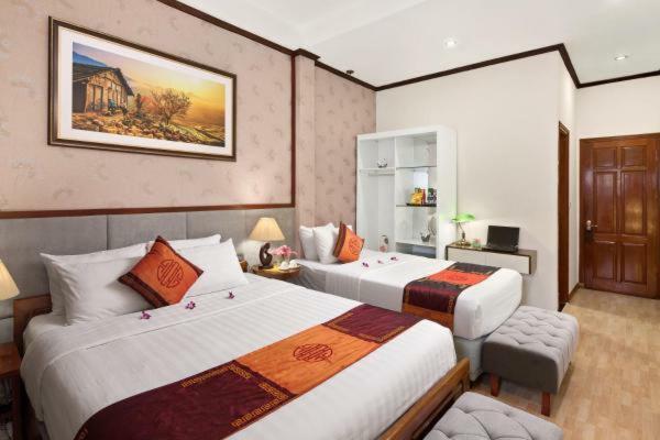 Sena & Travel - Former Symphony Hotel