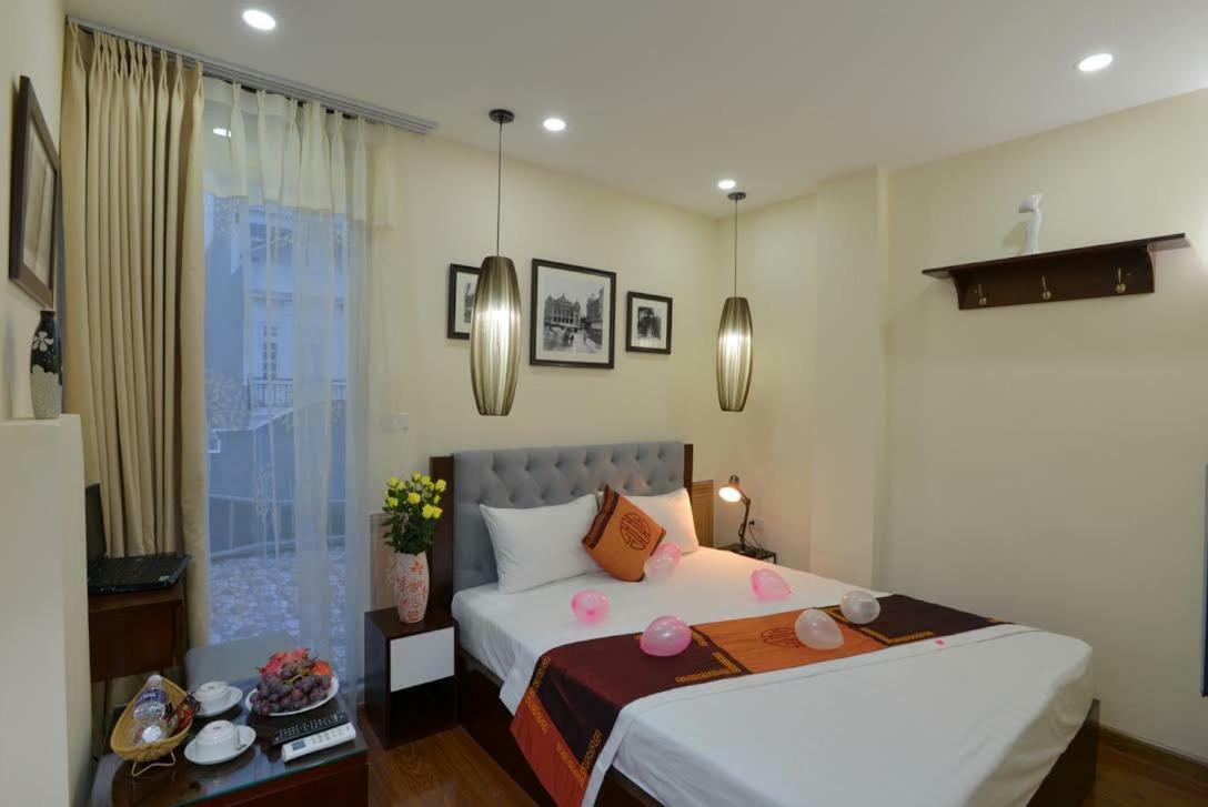 Hotel Sena & Travel - Former Symphony 3*