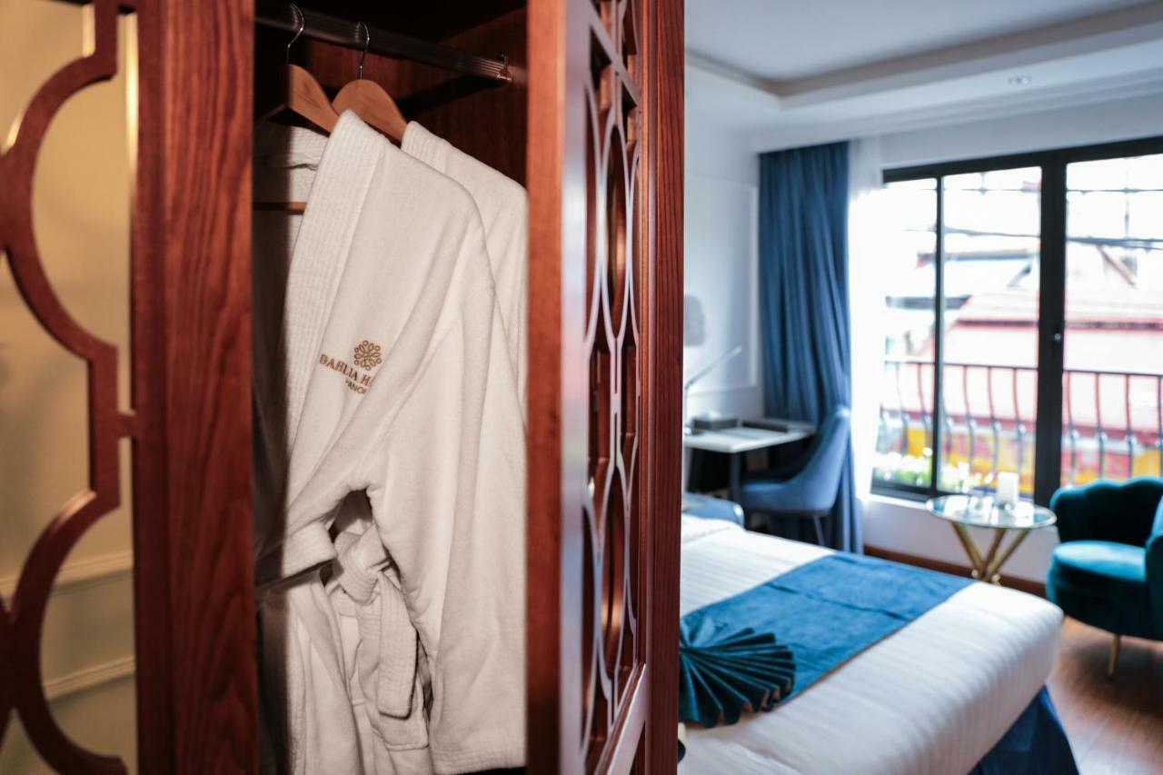 Hotel Dahlia 4*