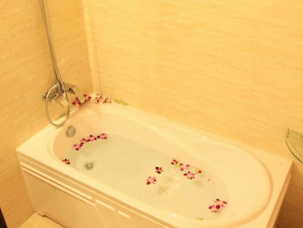 Hotel Happy 3*