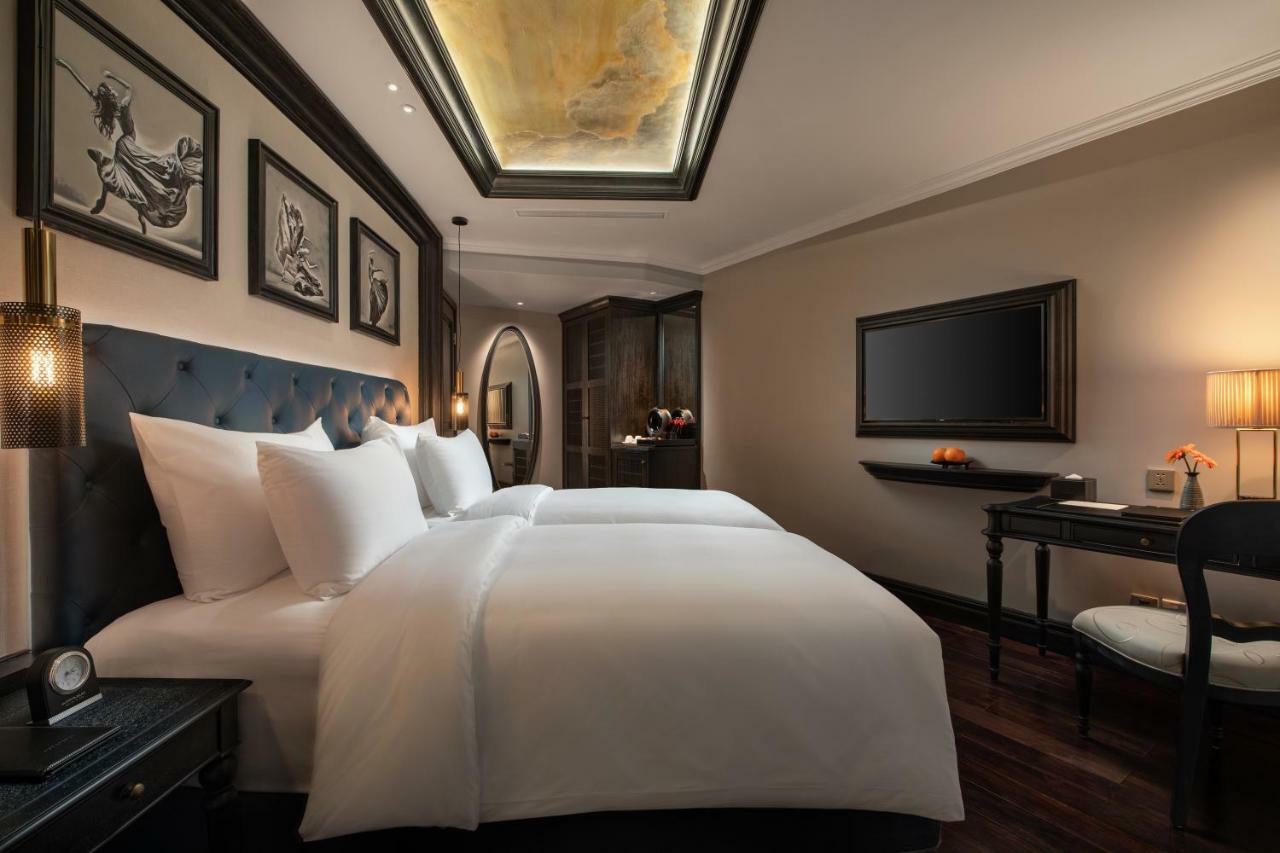 Hotel La Sinfonia Del Rey & Hanoi