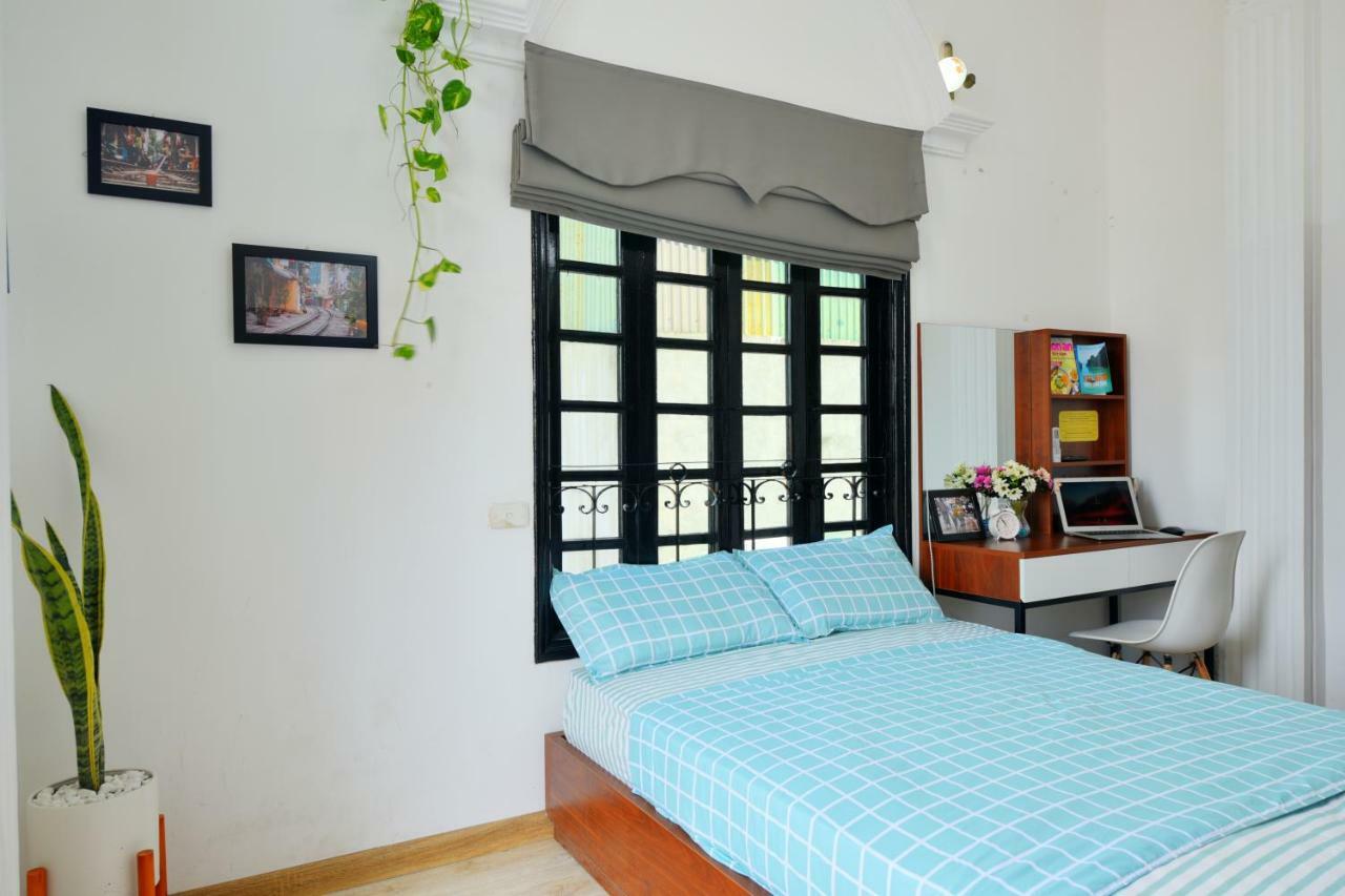 Lily Tay Ho 3* Hanoi
