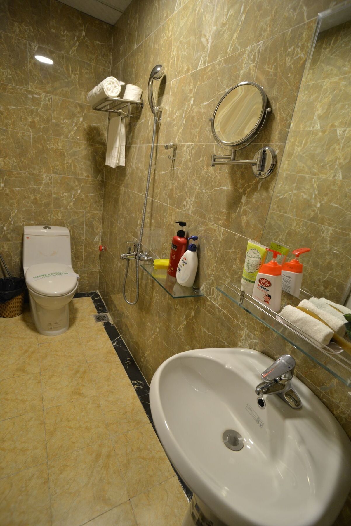 A25 - 185 Lo Duc Hotel 2*