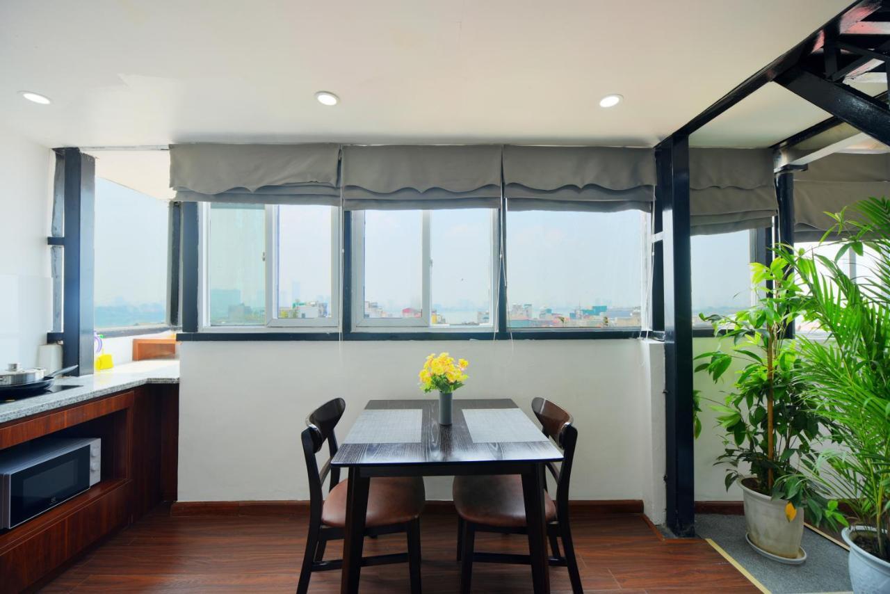 Lily Tay Ho 3* Hanoi