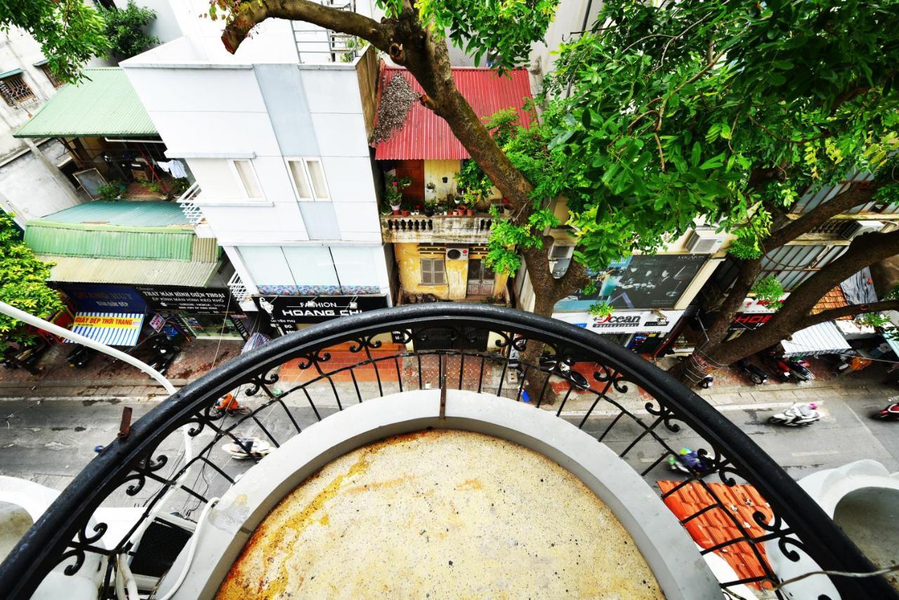 Lily Tay Ho 3* Hanoi
