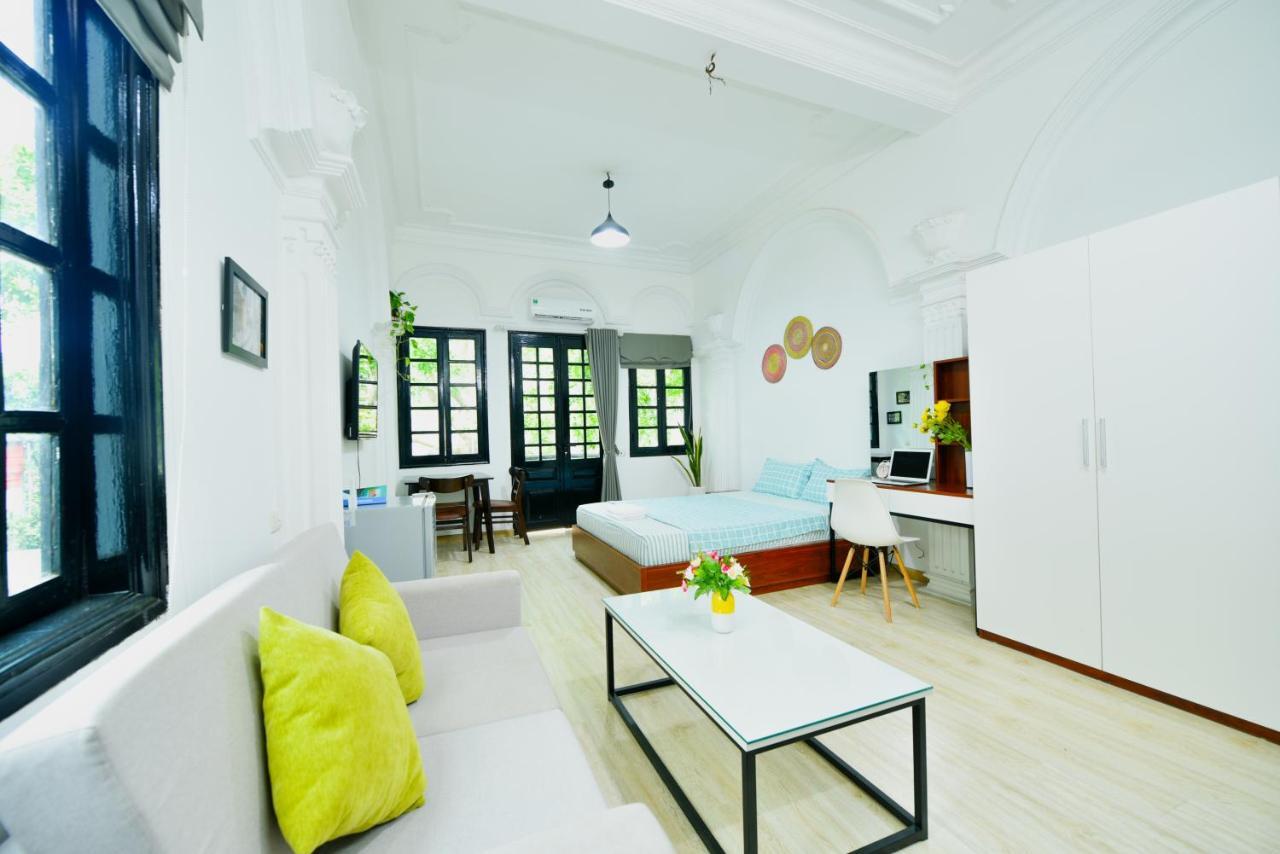 Lily Tay Ho 3* Hanoi