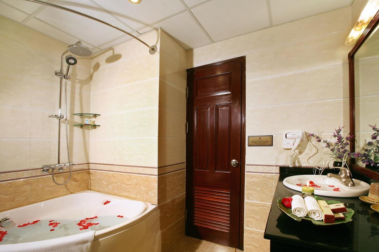 House & Travel Hotel 3*