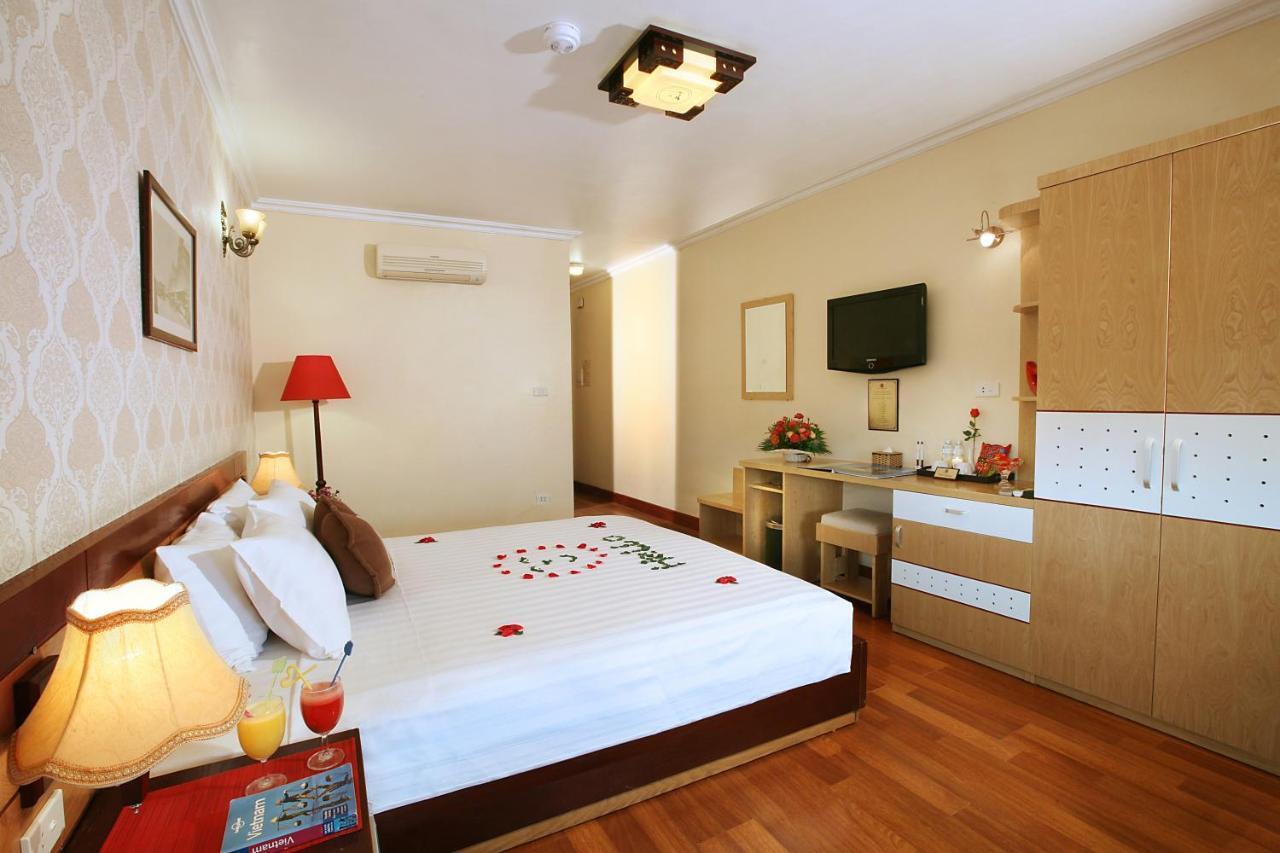 House & Travel Hotel