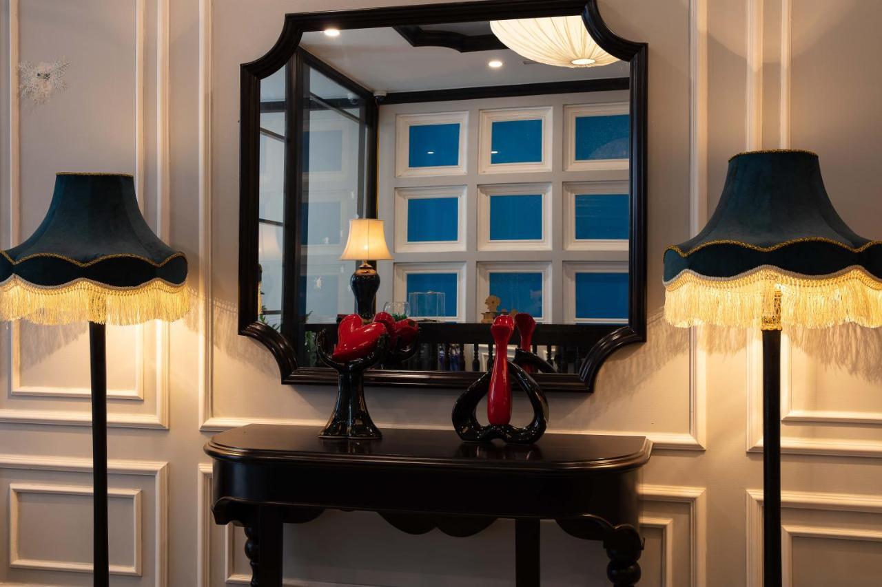 Babylon Premium & Hotel Hanoi