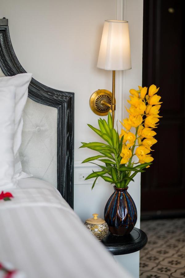 Media & Hotel Hanoi