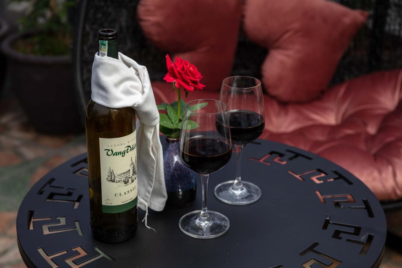Hotel Babylon Premium &