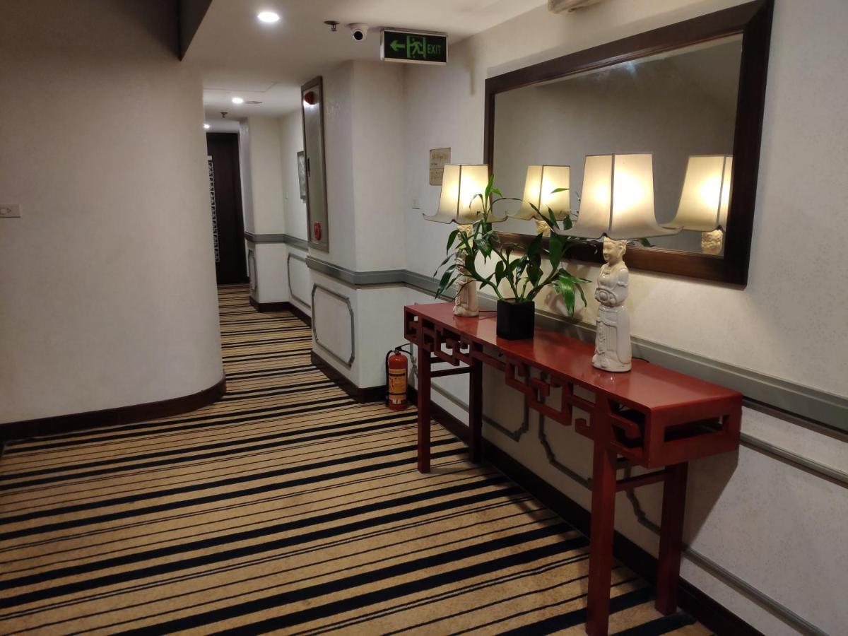Church Boutique Hang Trong Hotel