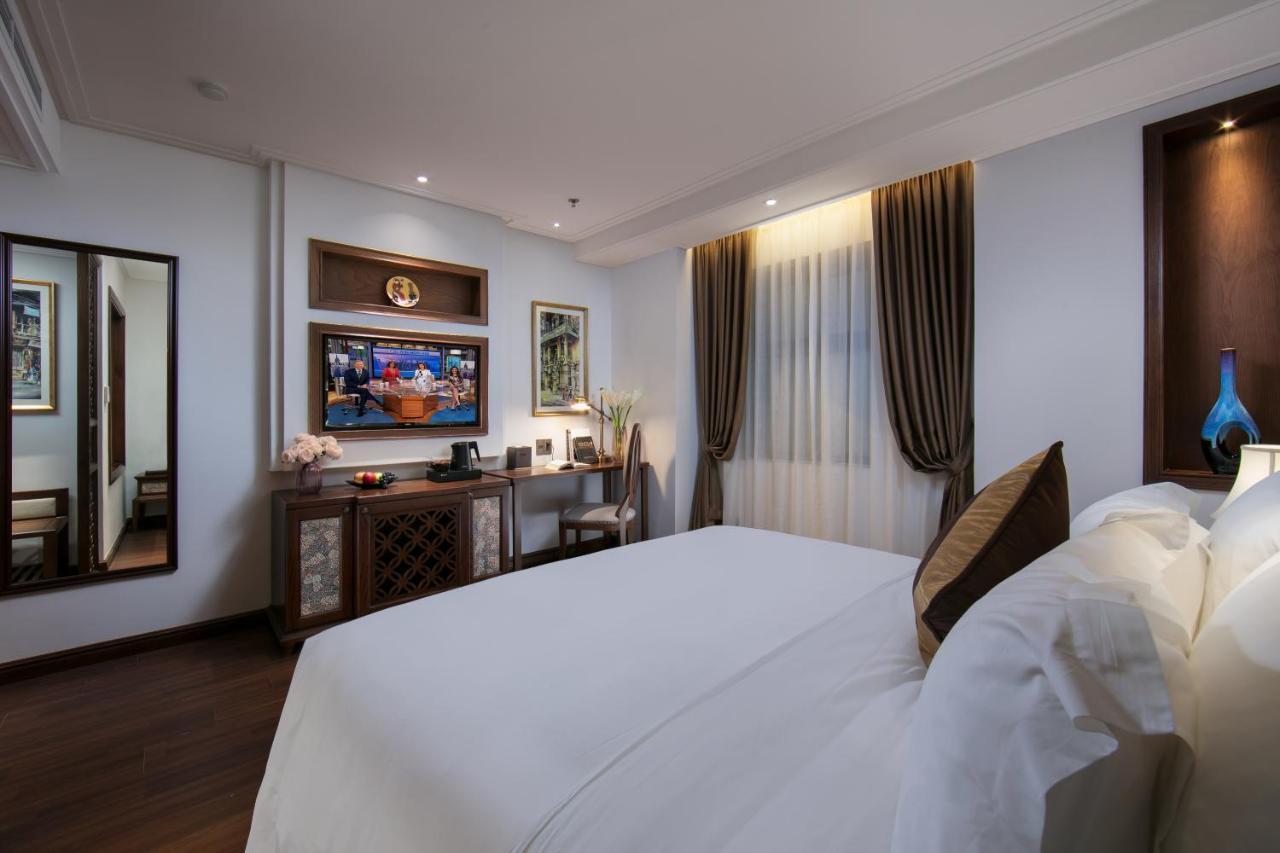 The Q Hotel