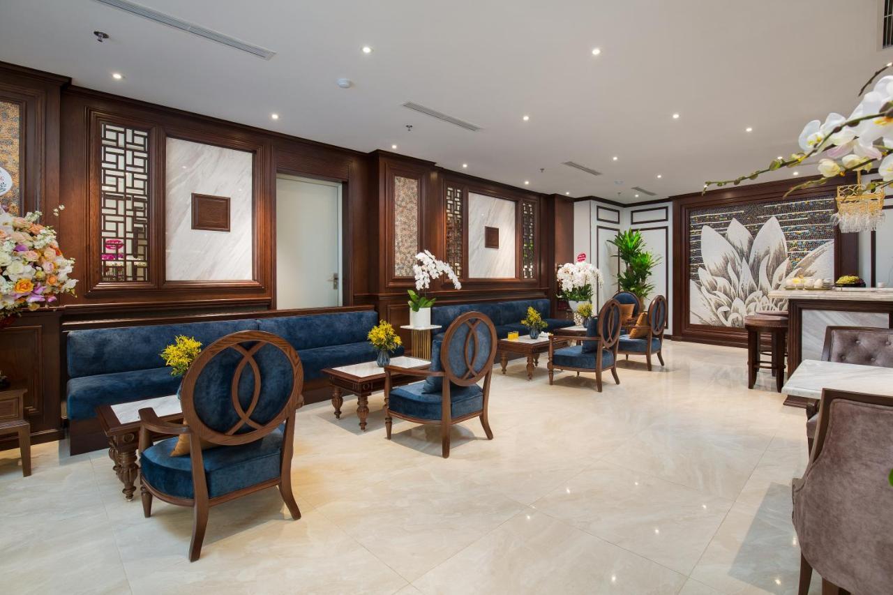Hotel The Q 4*
