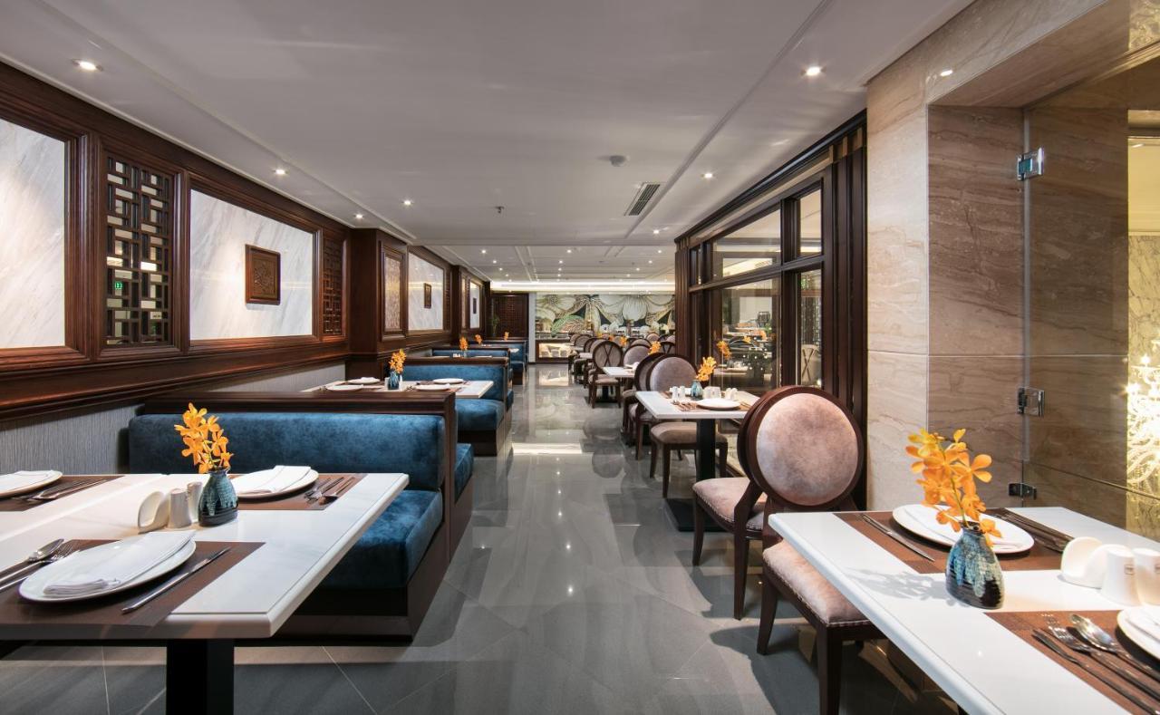 Hotel The Q 4*