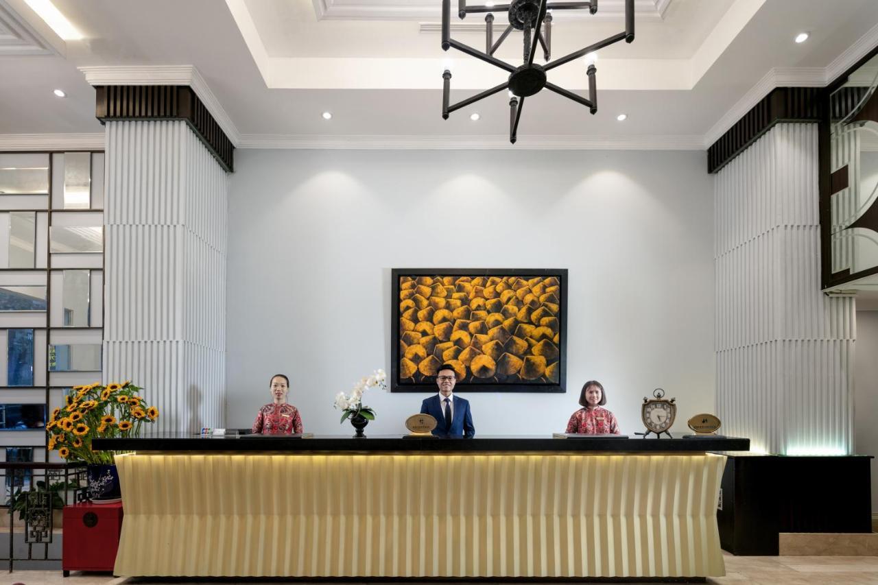 Hotel Church Boutique Hang Trong 4*